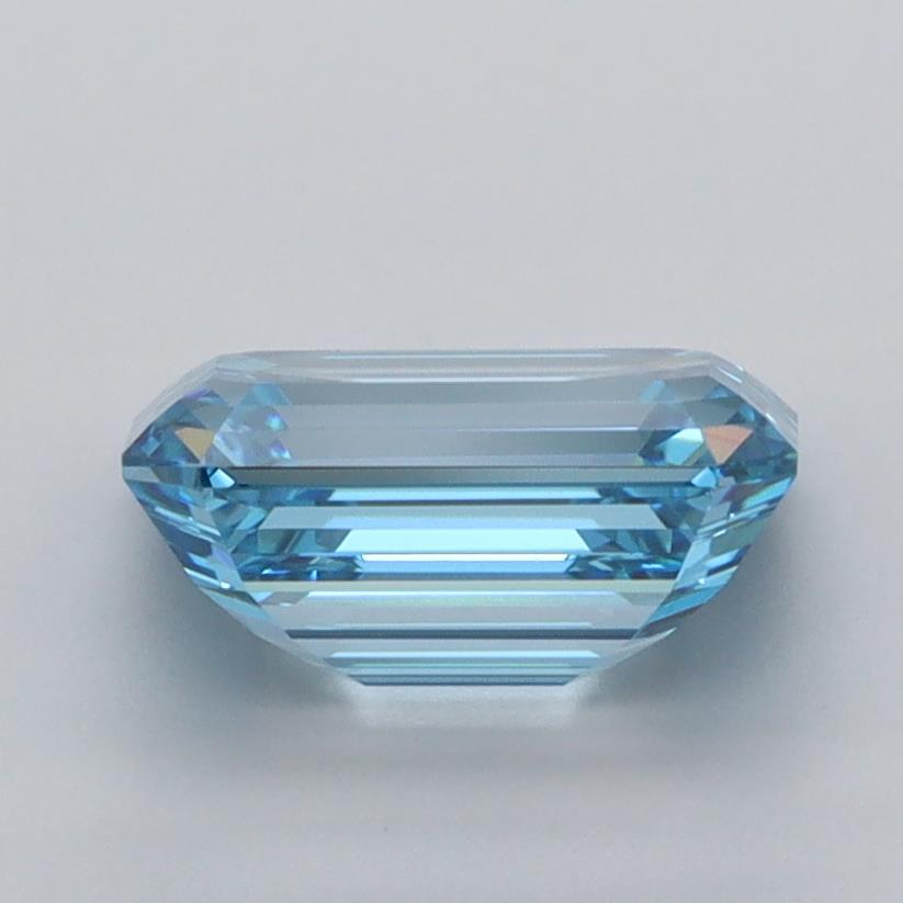 2.07 Carat Emerald Lab Diamond :: Greenstar spin frame 02