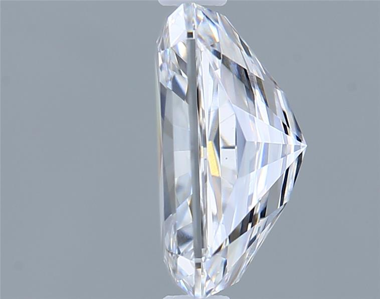 1.62 Carat Radiant Lab Diamond :: Greenstar spin frame 02