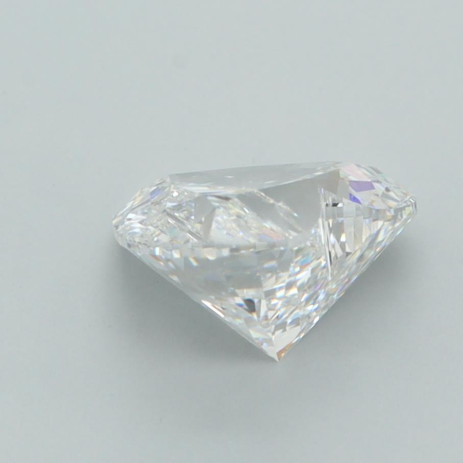 2.07 Carat Heart Lab Diamond :: Greenstar spin frame 02