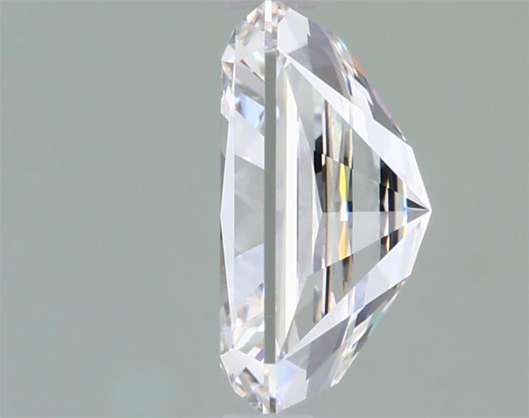 1.94 Carat Radiant Lab Diamond :: Greenstar spin frame 02
