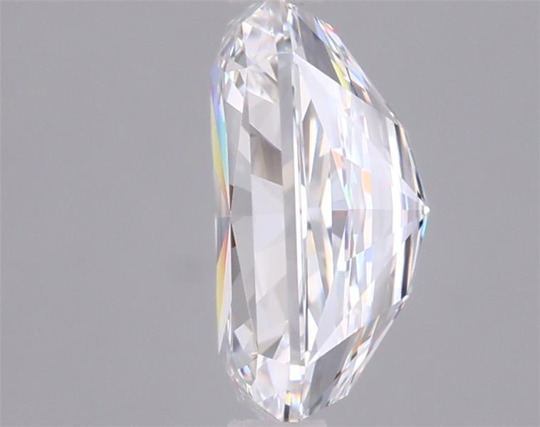 2.01 Carat Radiant Lab Diamond :: Greenstar spin frame 02
