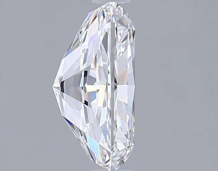 2.10 Carat Radiant Lab Diamond :: Greenstar spin frame 02