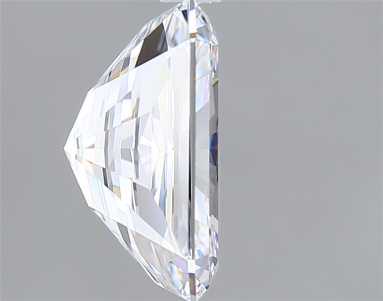 2.06 Carat Radiant Lab Diamond :: Greenstar spin frame 02