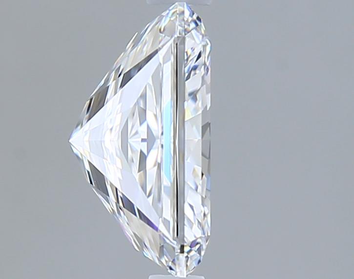 2.12 Carat Radiant Lab Diamond :: Greenstar spin frame 02