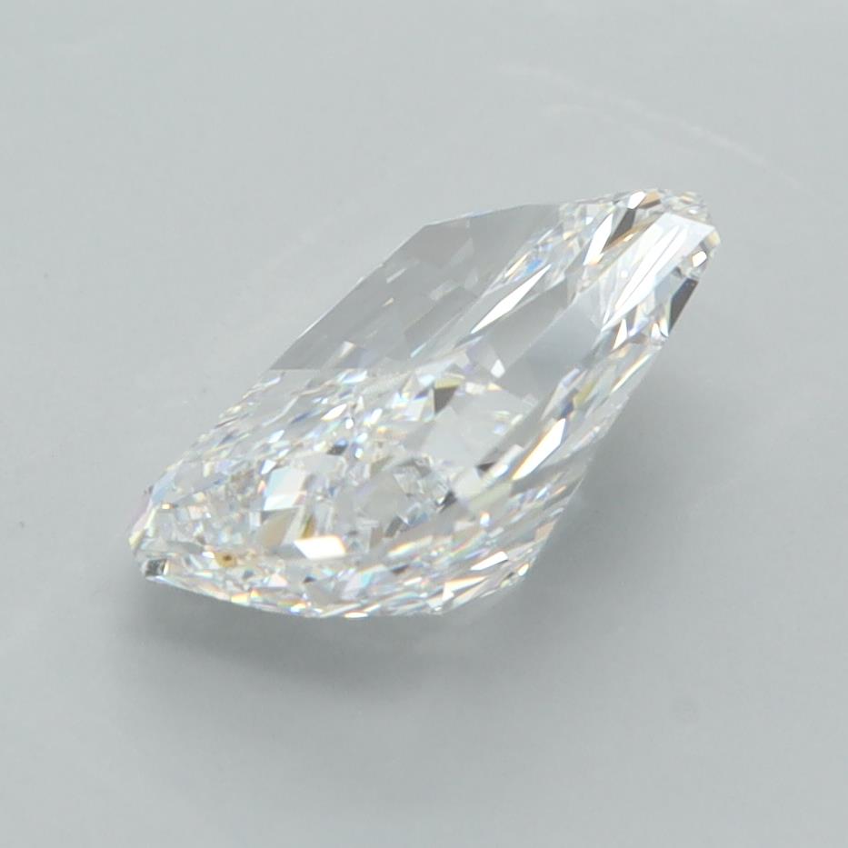 2.53 Carat Radiant Lab Diamond :: Greenstar spin frame 03