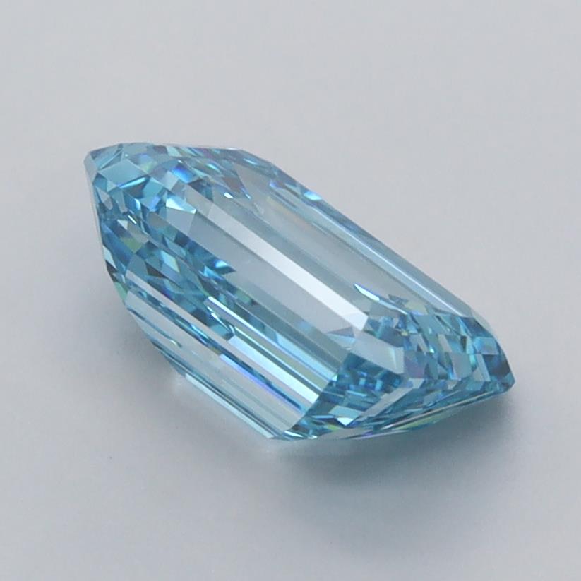 2.06 Carat Emerald Lab Diamond :: Greenstar spin frame 03