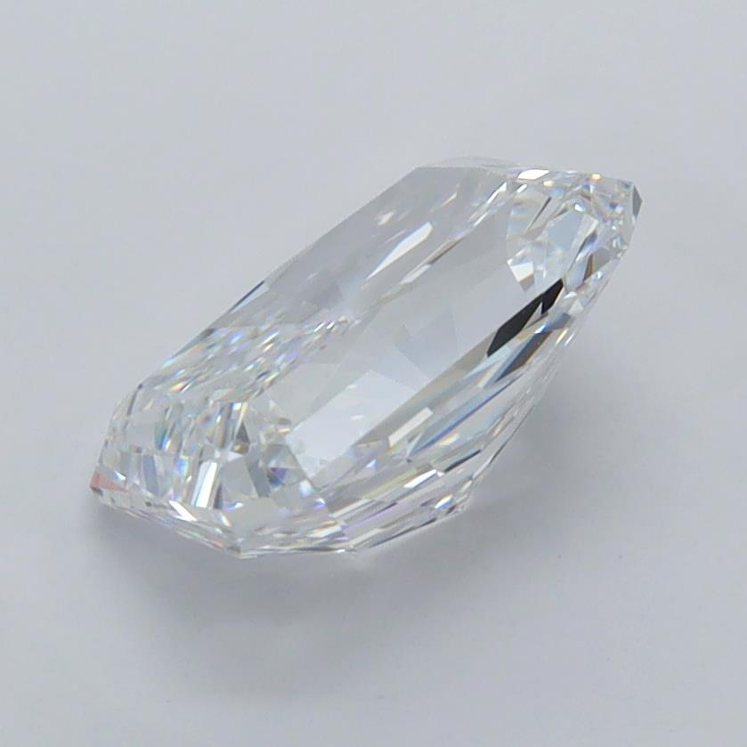 2.03 Carat Radiant Lab Diamond :: Greenstar spin frame 03