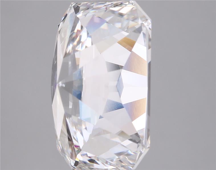 5.02 Carat Radiant Lab Diamond :: Greenstar spin frame 03
