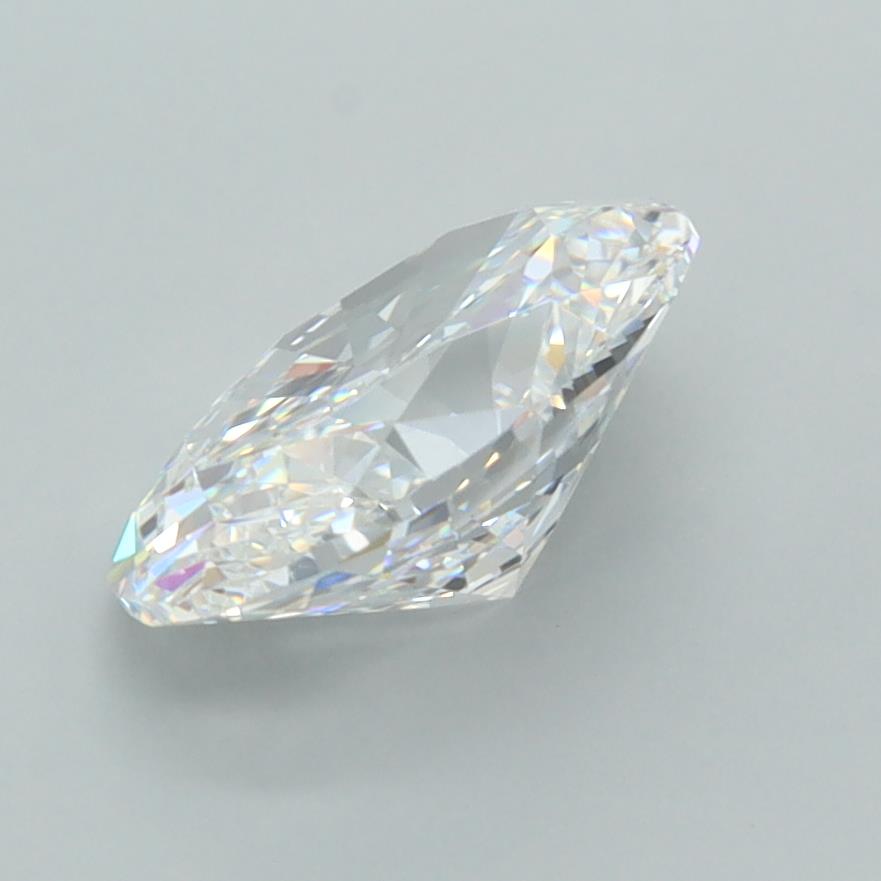 2.05 Carat Oval Lab Diamond :: Greenstar spin frame 03