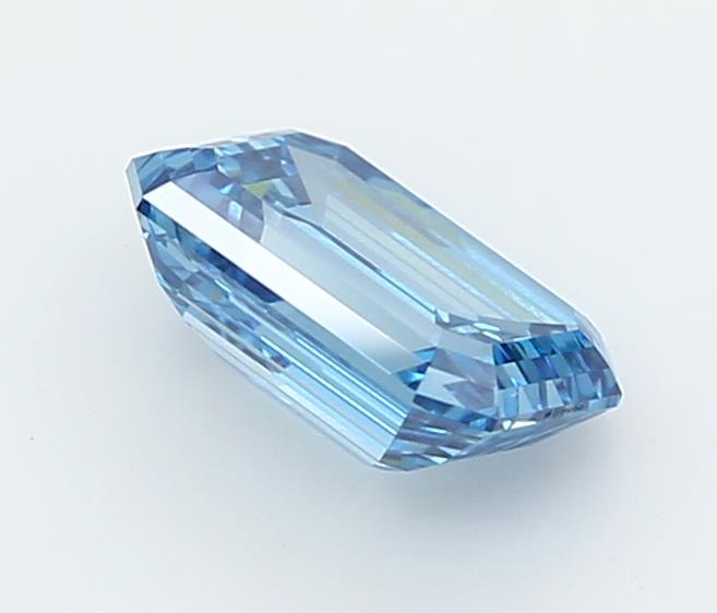1.51 Carat Emerald Lab Diamond :: Greenstar spin frame 03
