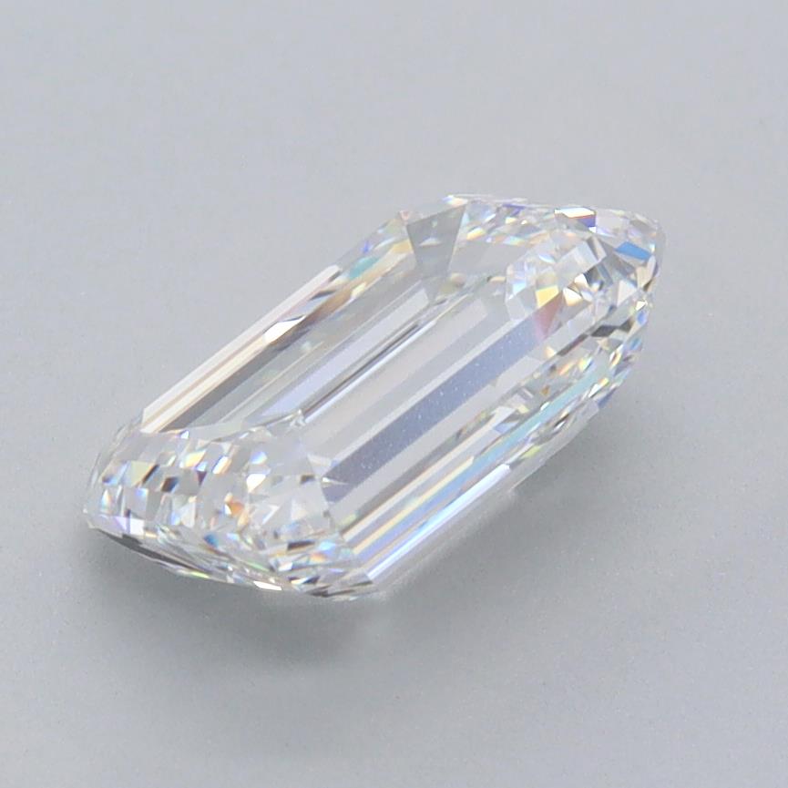 2.01 Carat Emerald Lab Diamond :: Greenstar spin frame 03