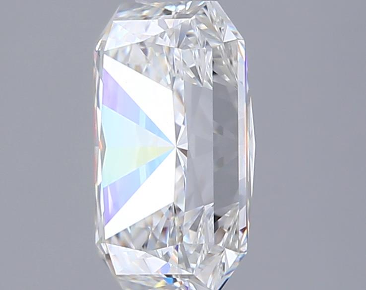 2.01 Carat Radiant Lab Diamond :: Greenstar spin frame 03