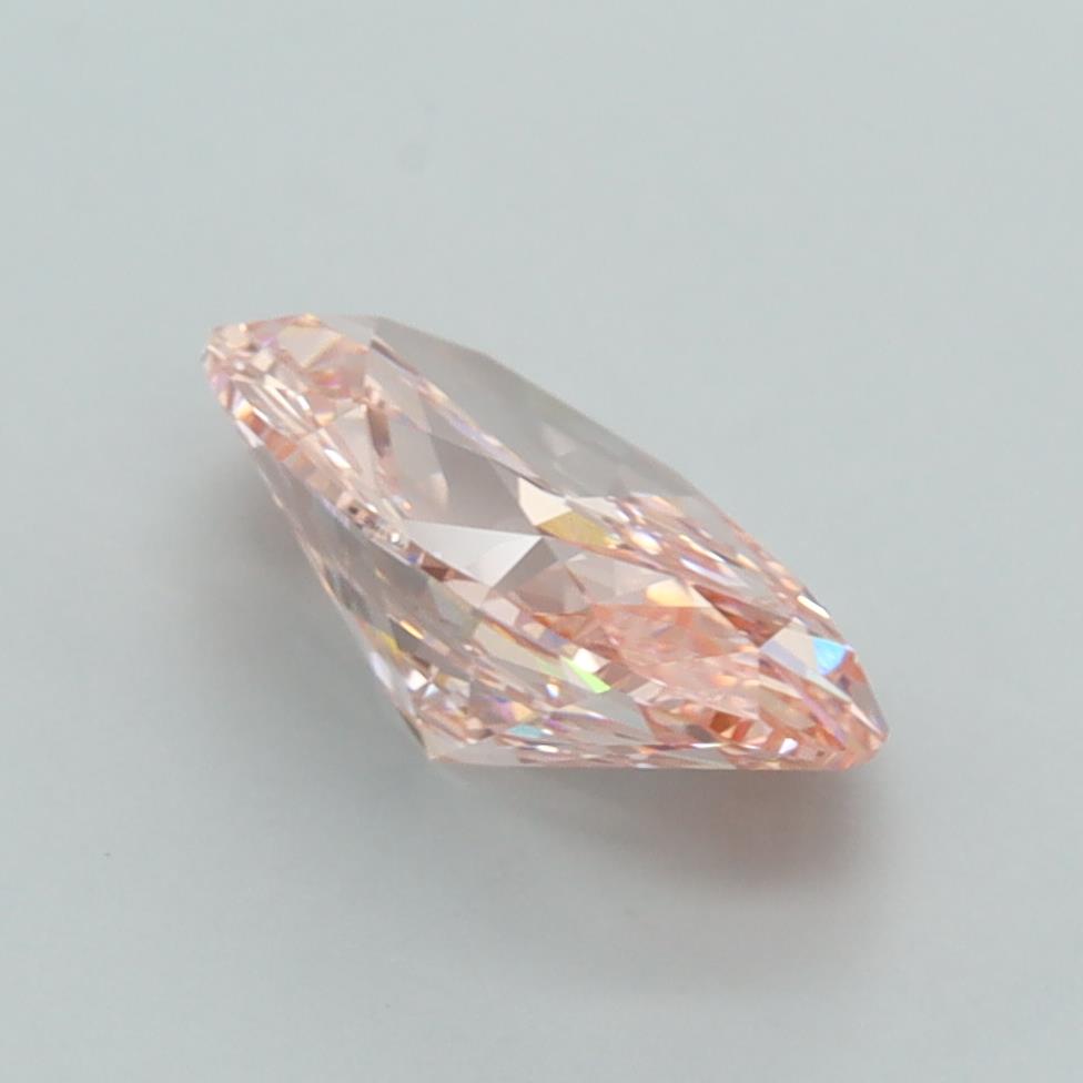 2.04 Carat Oval Lab Diamond :: Greenstar spin frame 03