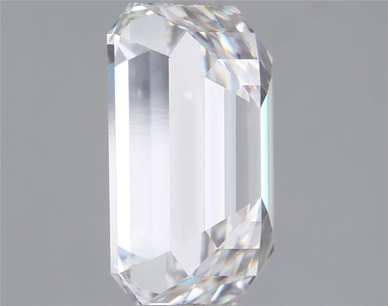 2.57 Carat Emerald Lab Diamond :: Greenstar spin frame 03
