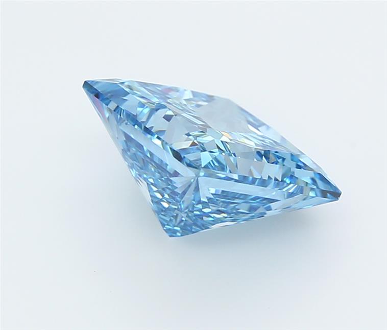 4.03 Carat Princess Lab Diamond :: Greenstar spin frame 03