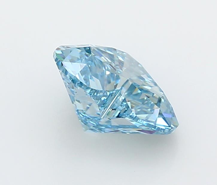 2.01 Carat Heart Lab Diamond :: Greenstar spin frame 03