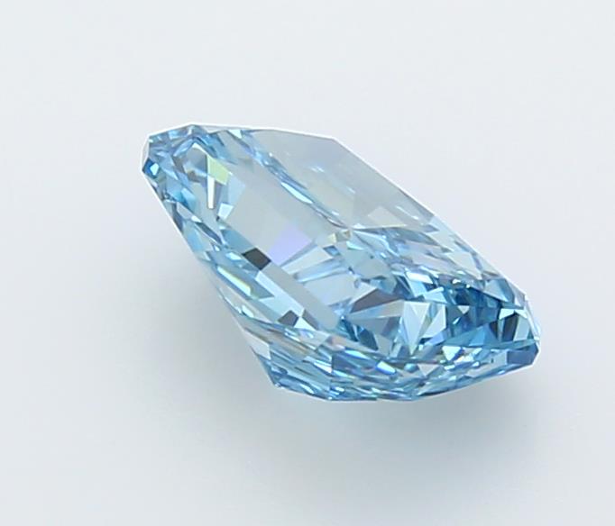 2.01 Carat Radiant Lab Diamond :: Greenstar spin frame 03