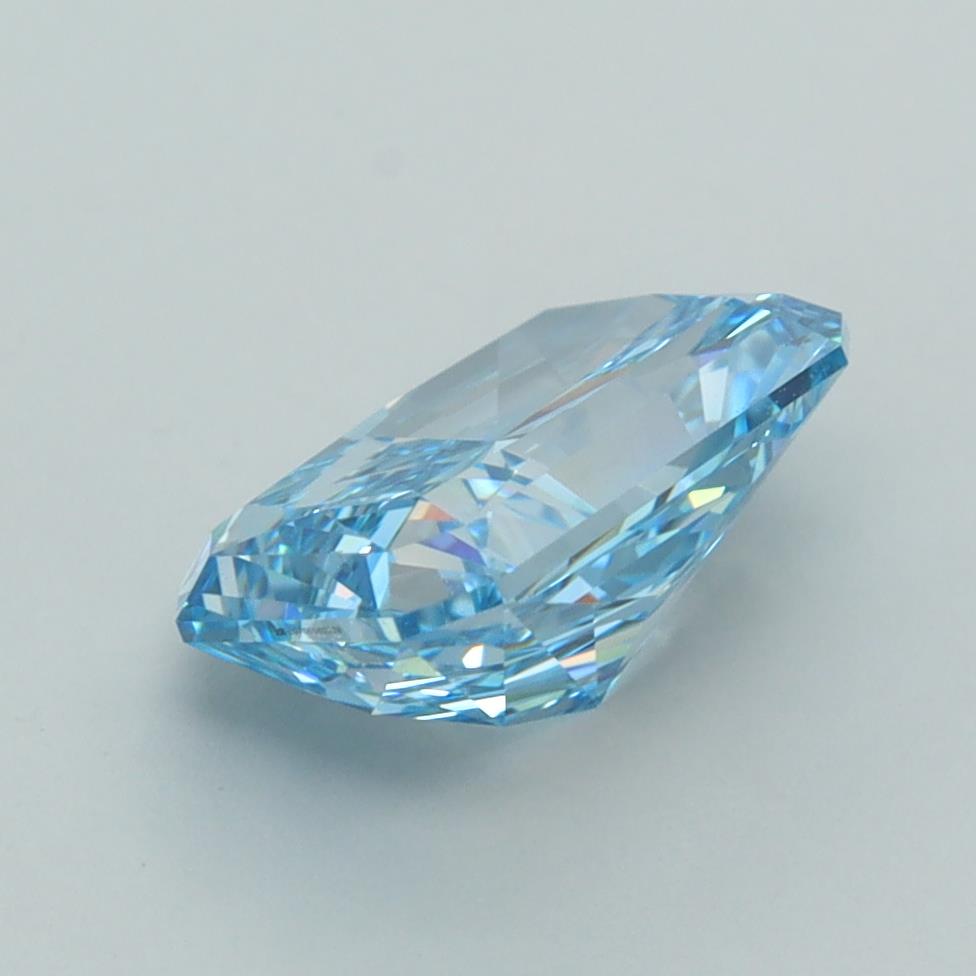 2.50 Carat Radiant Lab Diamond :: Greenstar spin frame 03