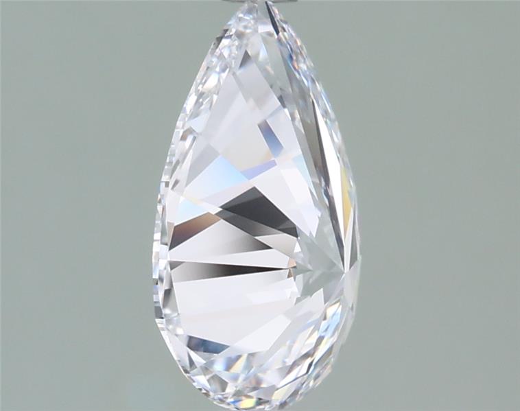 1.53 Carat Pear Lab Diamond :: Greenstar spin frame 03