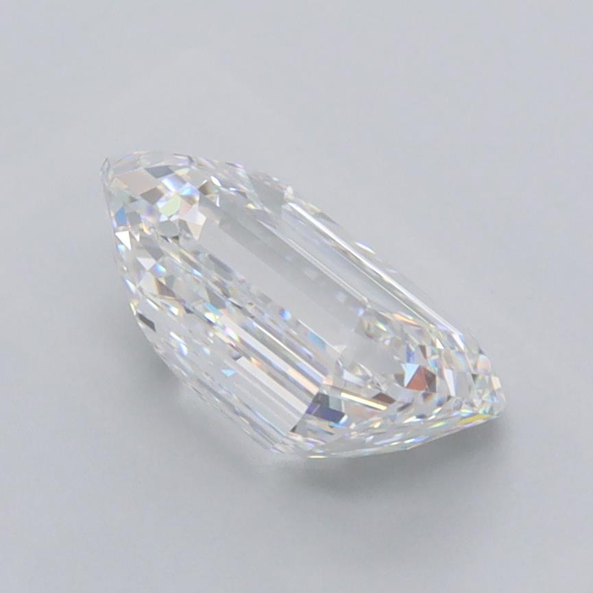 2.00 Carat Emerald Lab Diamond :: Greenstar spin frame 03