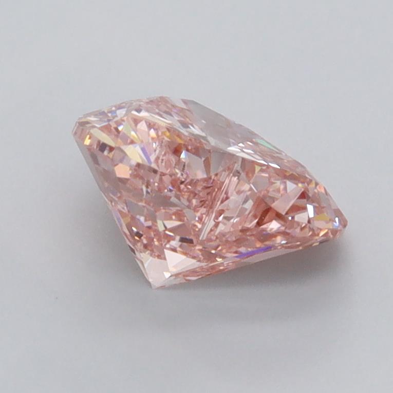 1.54 Carat Heart Lab Diamond :: Greenstar spin frame 03