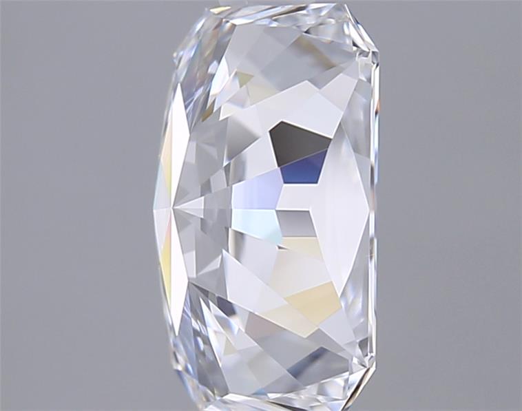 2.01 Carat Radiant Lab Diamond :: Greenstar spin frame 03
