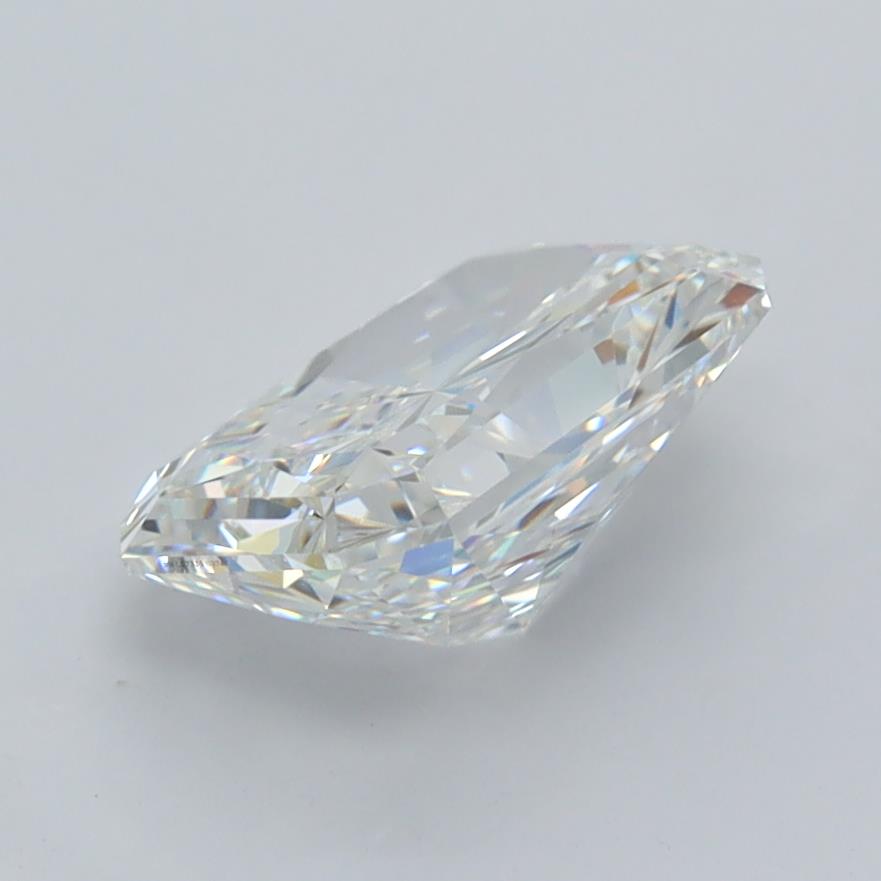 2.07 Carat Radiant Lab Diamond :: Greenstar spin frame 03