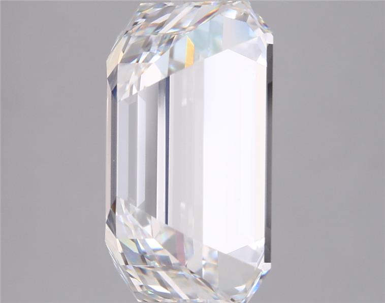 5.07 Carat Emerald Lab Diamond :: Greenstar spin frame 03