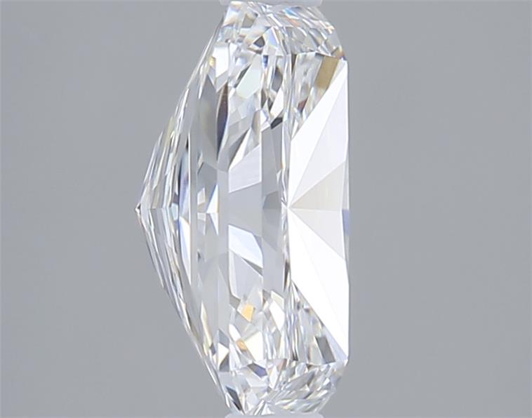 2.10 Carat Radiant Lab Diamond :: Greenstar spin frame 07