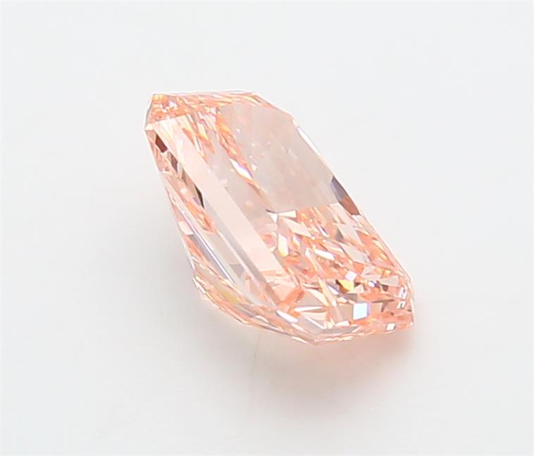 2.04 Carat Radiant Lab Diamond :: Greenstar spin frame 07