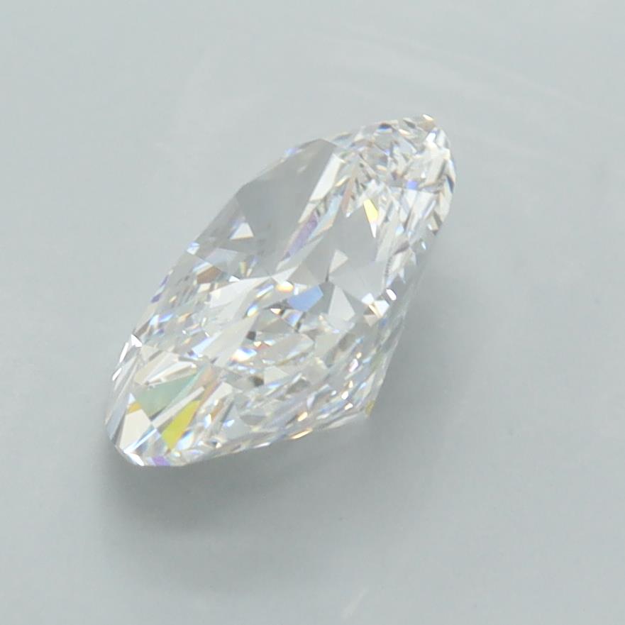 2.04 Carat Oval Lab Diamond :: Greenstar spin frame 07