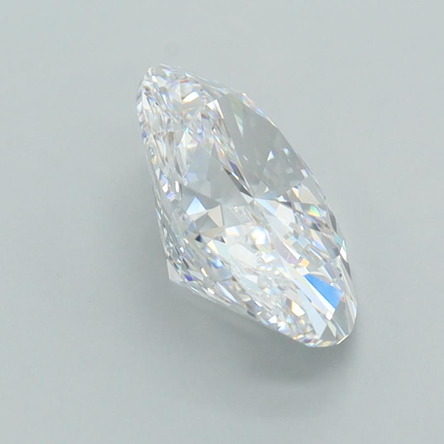 2.05 Carat Oval Lab Diamond :: Greenstar spin frame 07