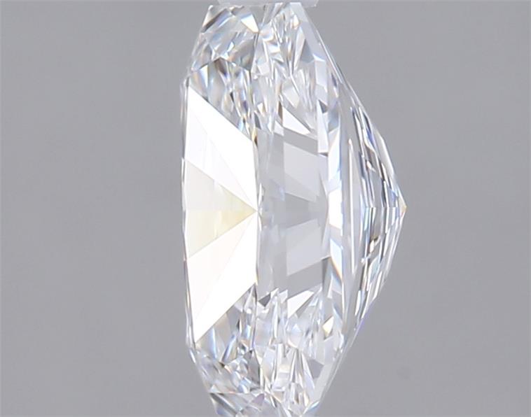 1.51 Carat Radiant Lab Diamond :: Greenstar spin frame 07