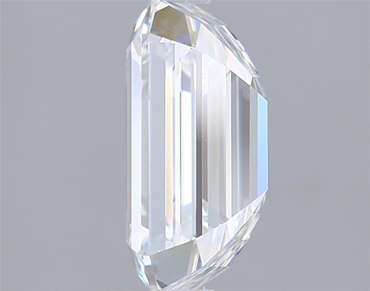 2.56 Carat Emerald Lab Diamond :: Greenstar spin frame 05
