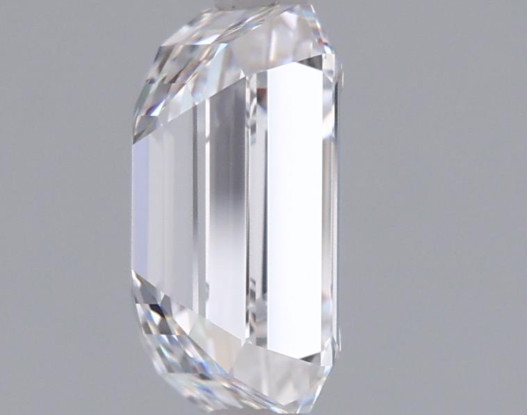 1.55 Carat Emerald Lab Diamond :: Greenstar spin frame 05
