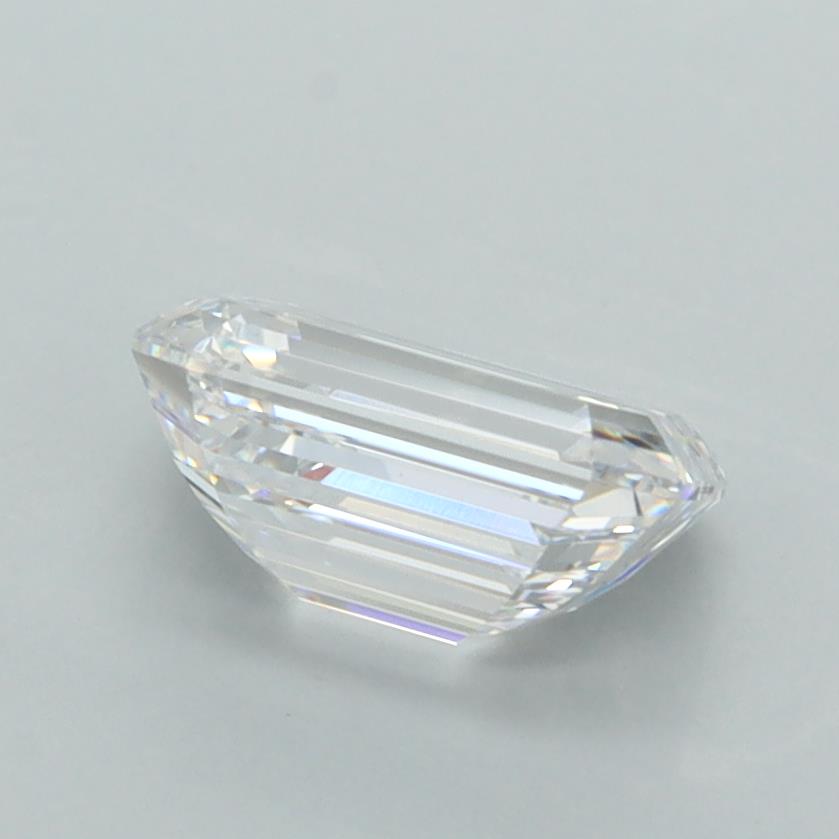 1.65 Carat Emerald Lab Diamond :: Greenstar spin frame 05