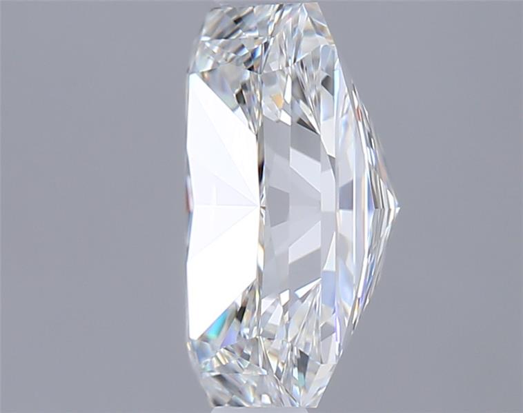 2.12 Carat Radiant Lab Diamond :: Greenstar spin frame 05