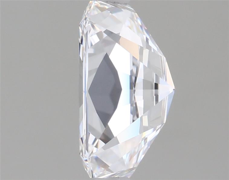 2.01 Carat Radiant Lab Diamond :: Greenstar spin frame 05