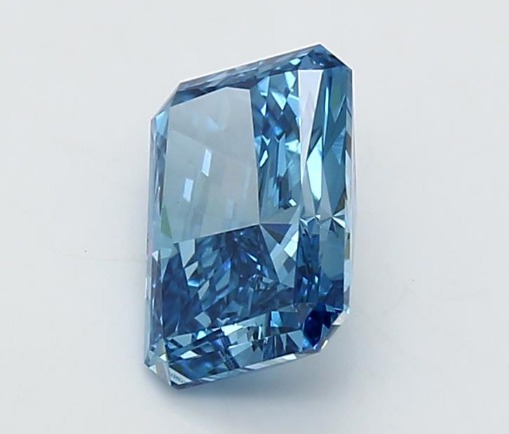 2.02 Carat Radiant Lab Diamond :: Greenstar spin frame 05