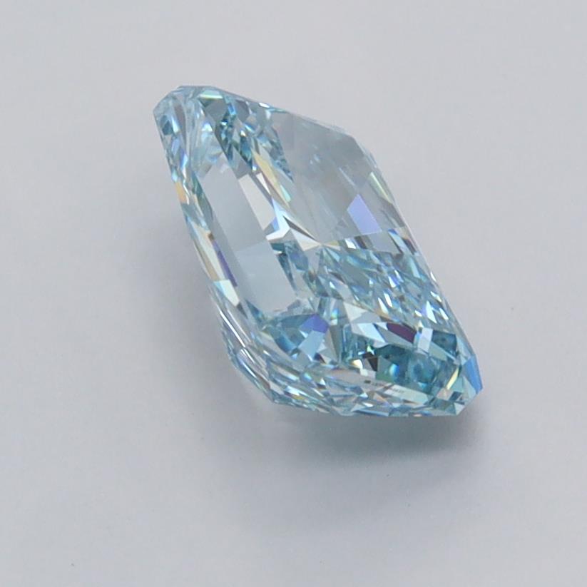 1.56 Carat Radiant Lab Diamond :: Greenstar spin frame 05