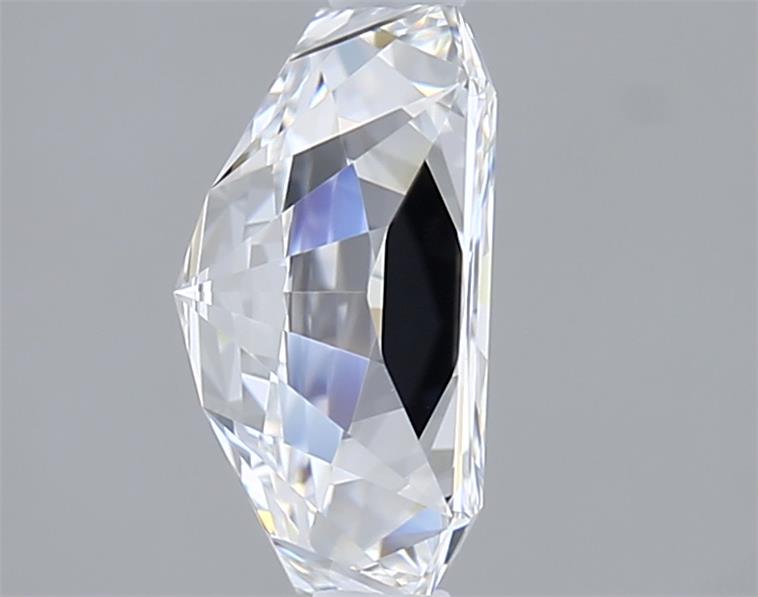 2.10 Carat Radiant Lab Diamond :: Greenstar spin frame 05