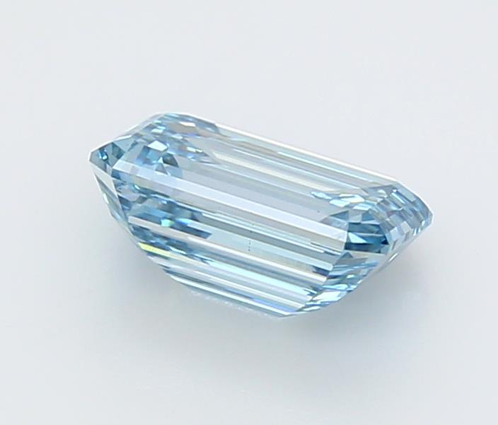 1.98 Carat Emerald Lab Diamond :: Greenstar spin frame 05