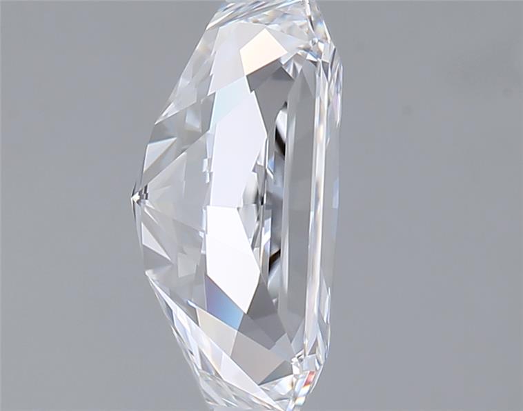 2.14 Carat Radiant Lab Diamond :: Greenstar spin frame 05