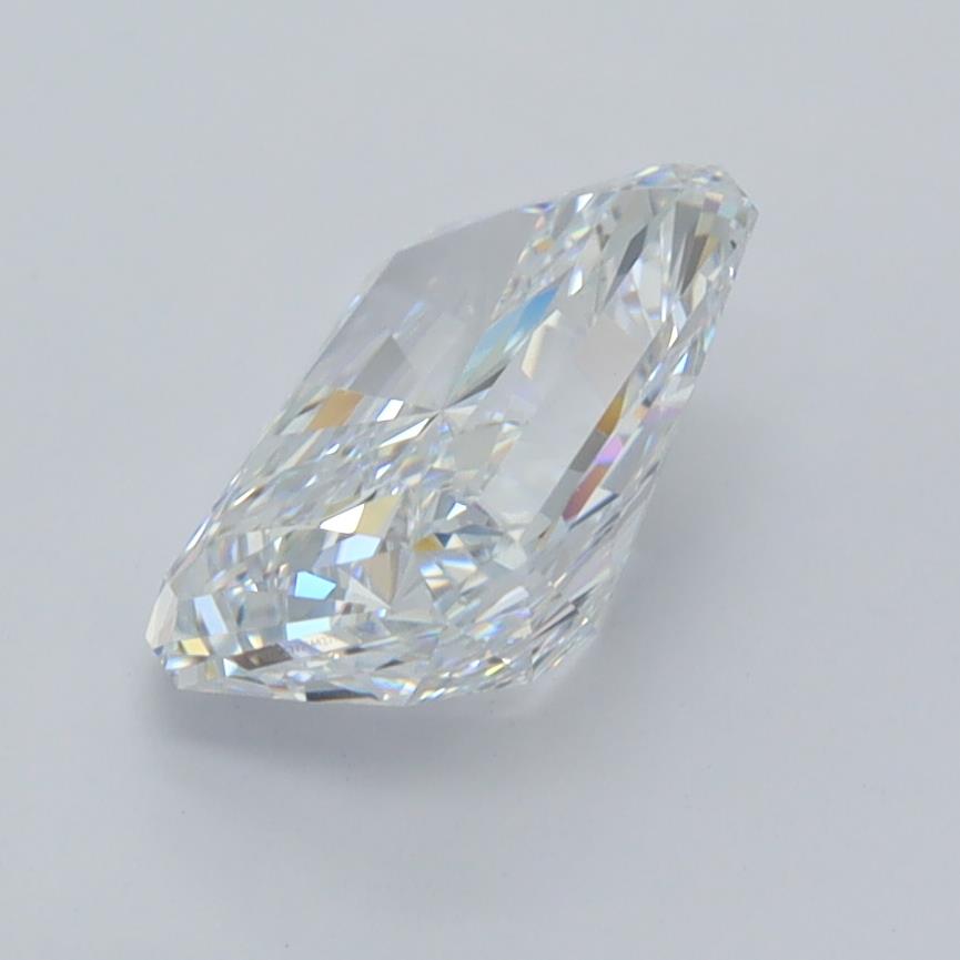 2.02 Carat Radiant Lab Diamond :: Greenstar spin frame 05