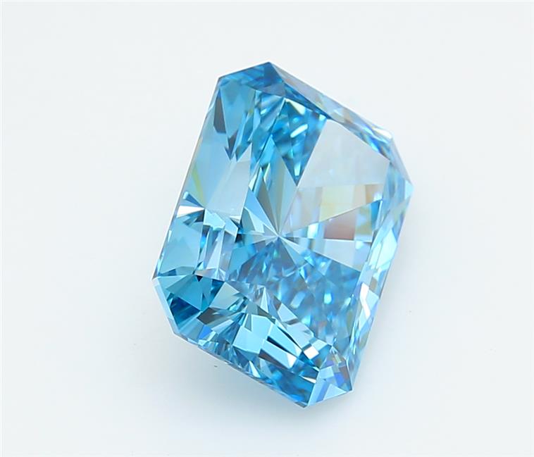 5.02 Carat Radiant Lab Diamond :: Greenstar spin frame 05