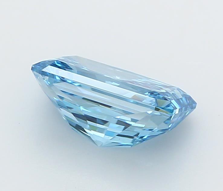 2.02 Carat Radiant Lab Diamond :: Greenstar spin frame 05