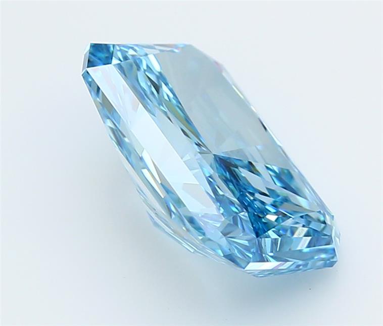 4.11 Carat Radiant Lab Diamond :: Greenstar spin frame 05