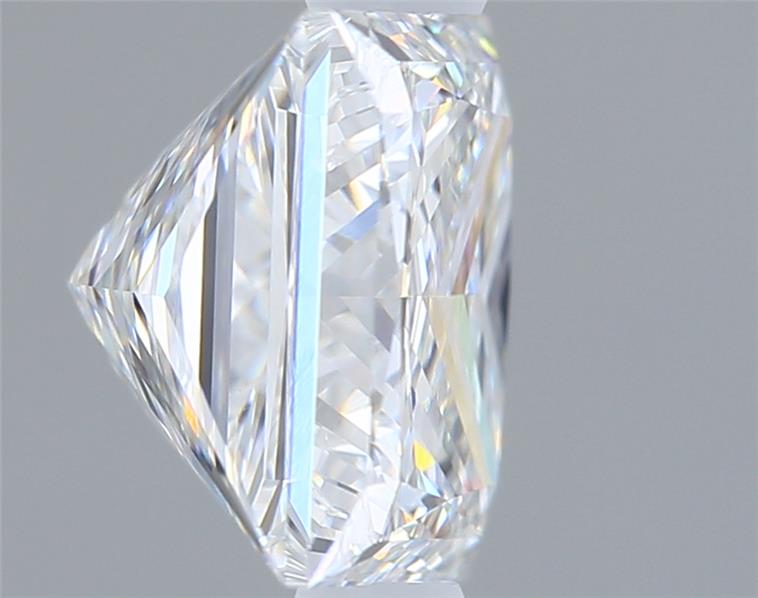 2.05 Carat Princess Lab Diamond :: Greenstar spin frame 06