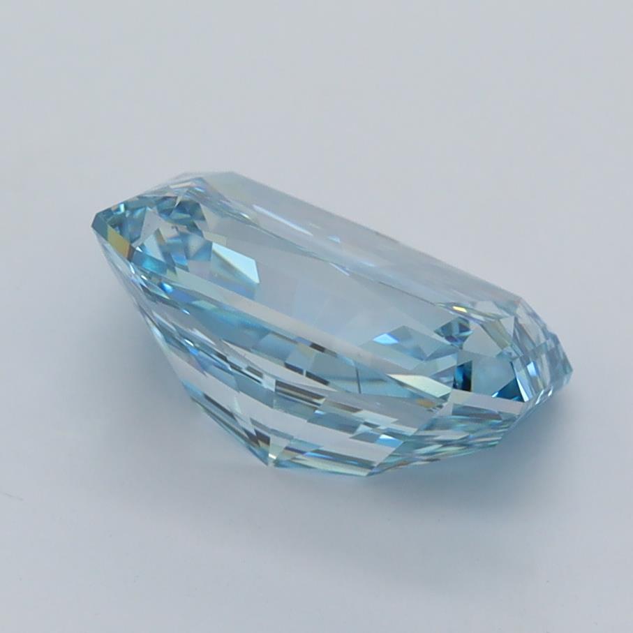 2.53 Carat Radiant Lab Diamond :: Greenstar spin frame 06