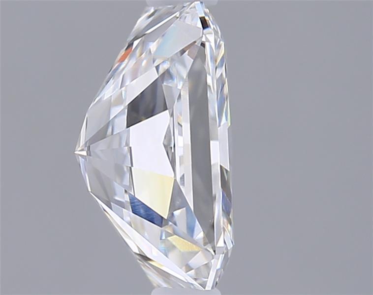 2.07 Carat Radiant Lab Diamond :: Greenstar spin frame 06